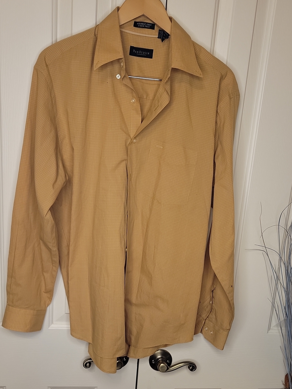 Van Heusen Men's Long-Sleeve Dress Shirt — Mustard Tan